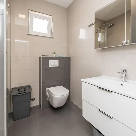 Bircic 2 By Interhome Διαμέρισμα Vir