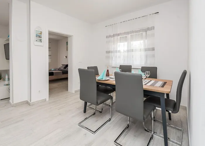 Apartment Bircic 2 By Interhome Vir